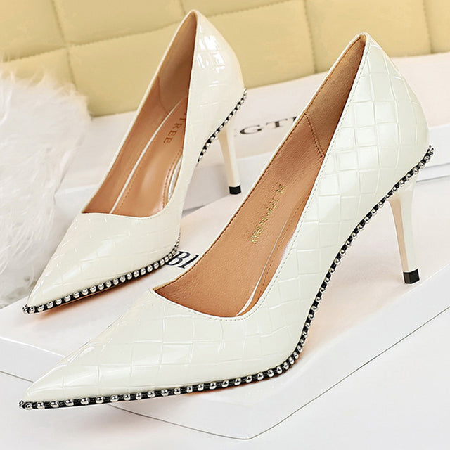 SHERNISHA Pumps